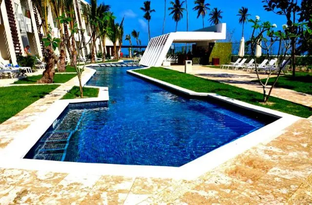 Hotel All Inclusive Now Onyx Punta Cana Preferred Club piscine
